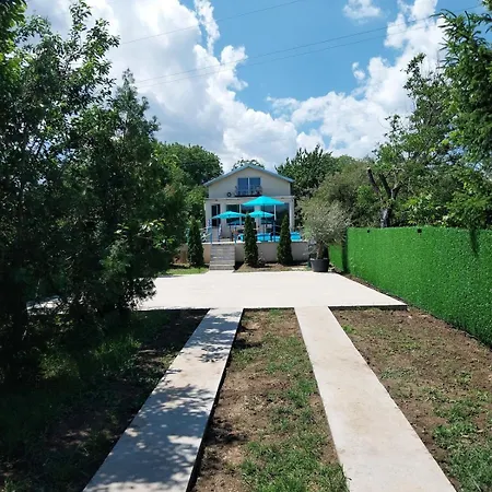 Villa Olive Garden House